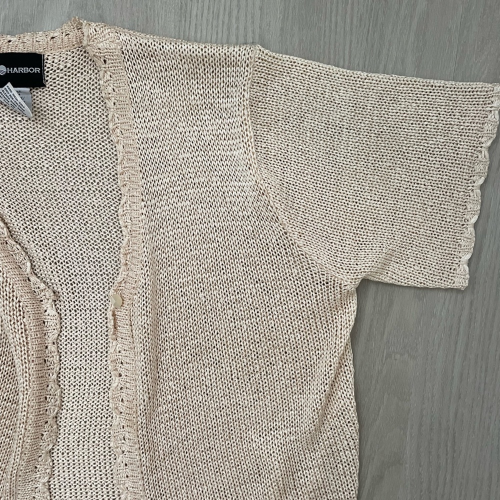 knit tan sweater, great for spring